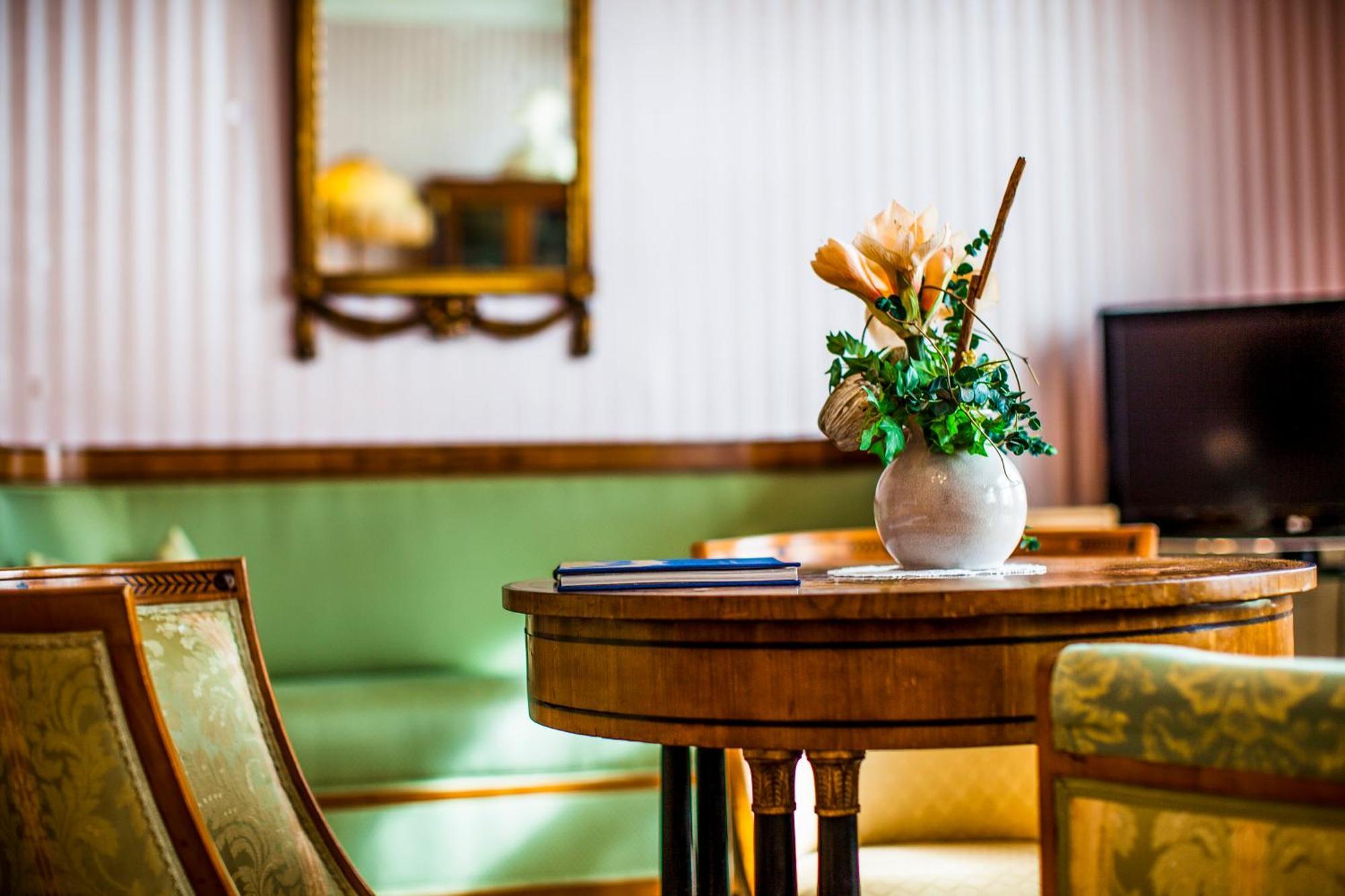 Boardinghouse Sonne Hotel Offenburg Luaran gambar